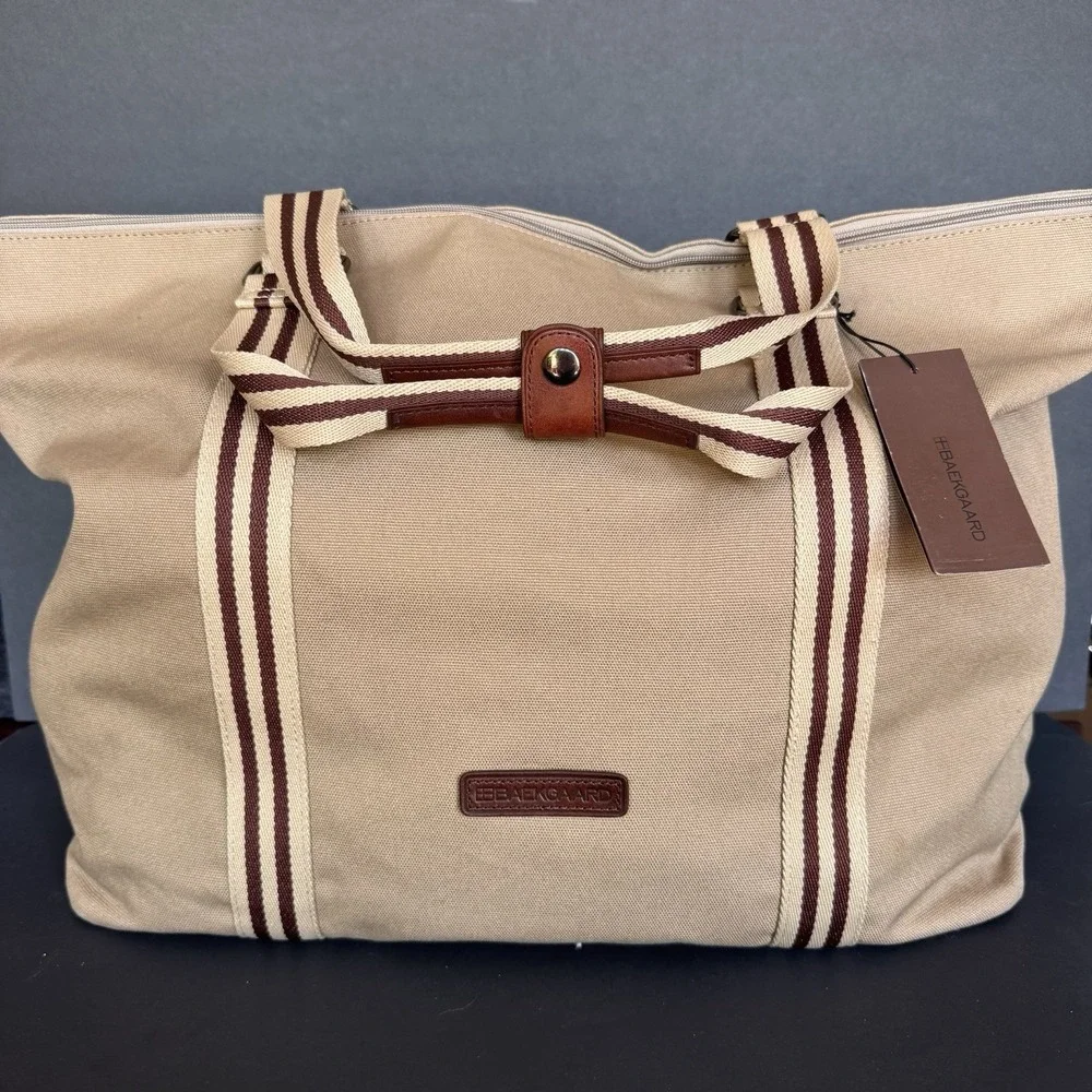 Baekgaard Tom Zipper Tote in Desert Tan Canvas with Italian Leather NWT